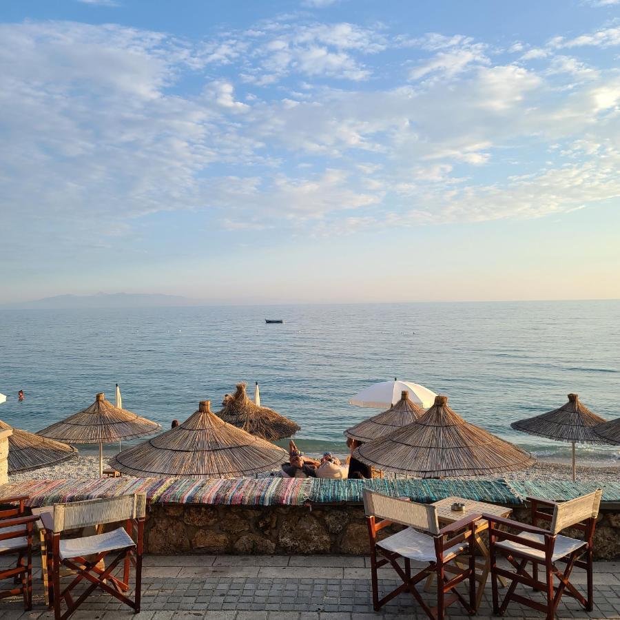 Sunset Boulevard Hotel Qeparo Dış mekan fotoğraf