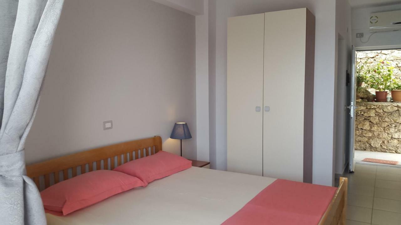 Sunset Boulevard Hotel Qeparo Dış mekan fotoğraf